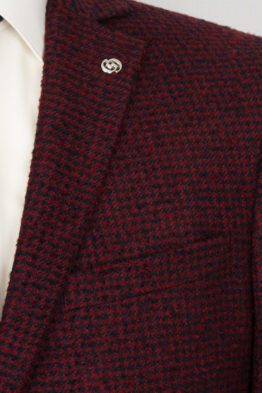 Пиджак шерстяной, темно-бордовый, приталенный Пиджаки