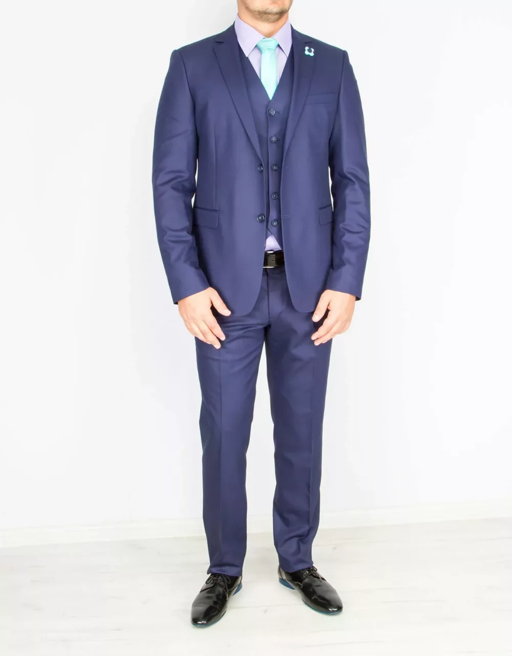 155 Костюм-тройка, синего цвета ткань с перфорацией Каталог