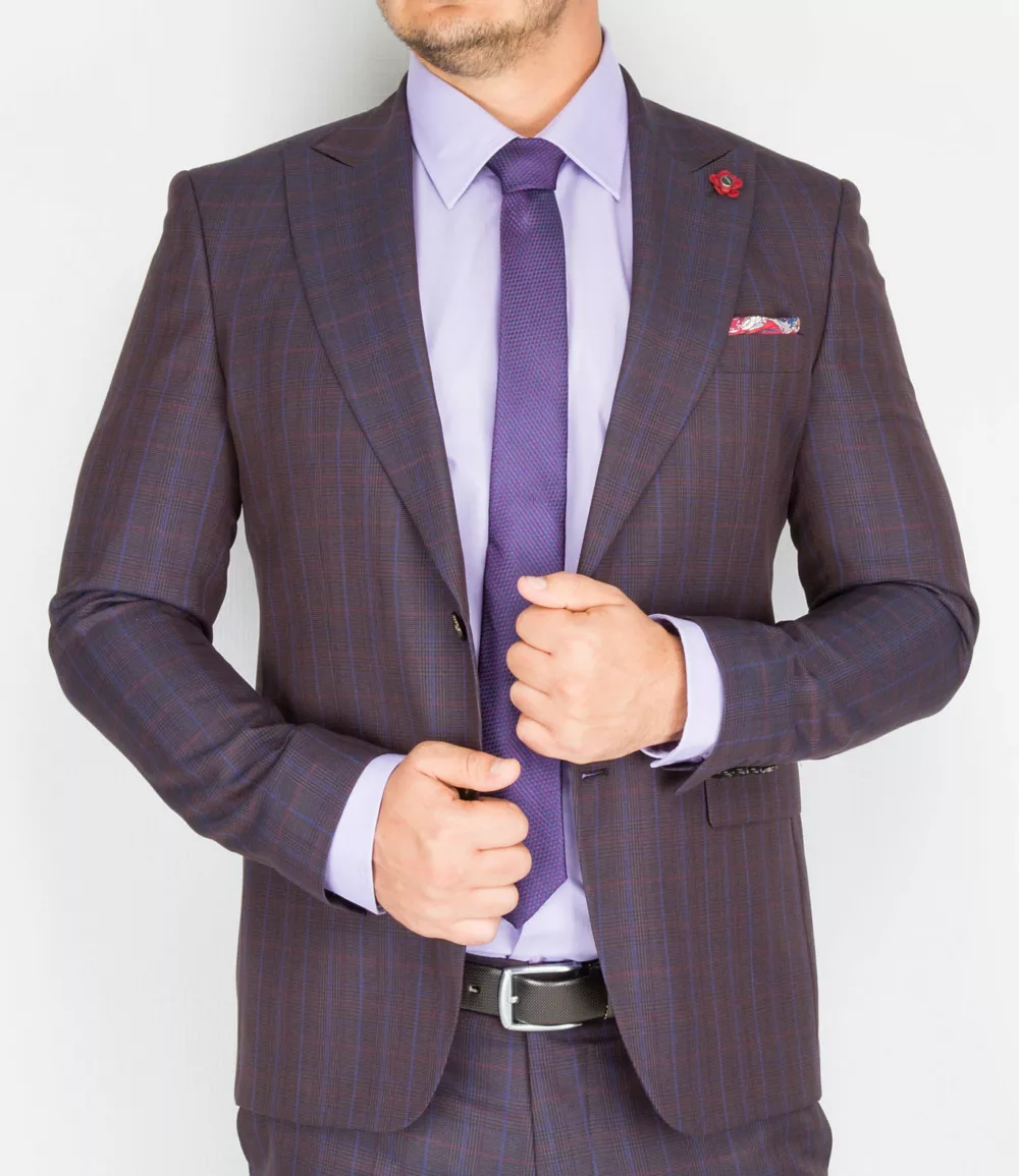 Костюм-двойка темно-бордового цвета в клетку Каталог
