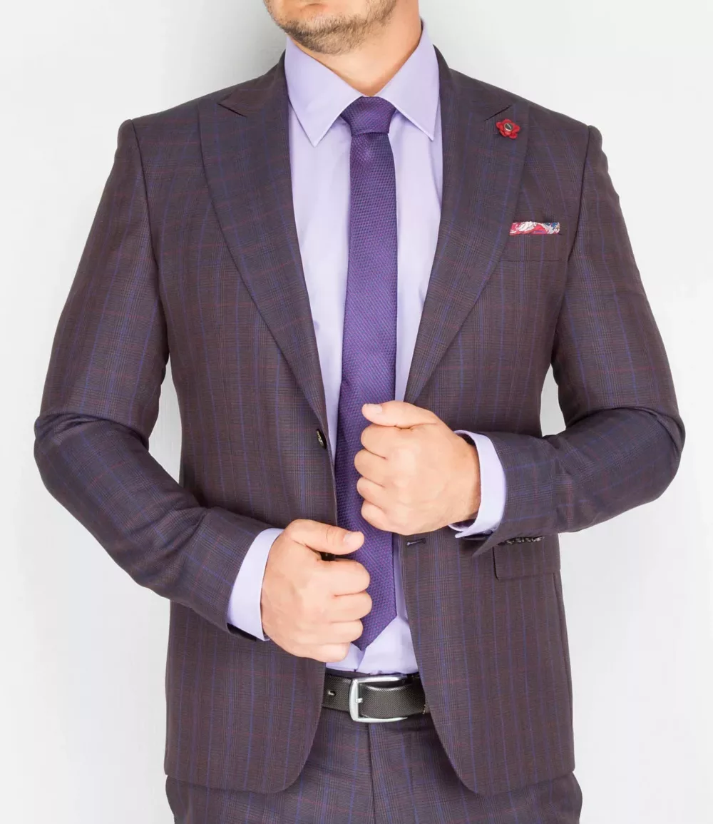 Костюм-двойка темно-бордового цвета в клетку Каталог