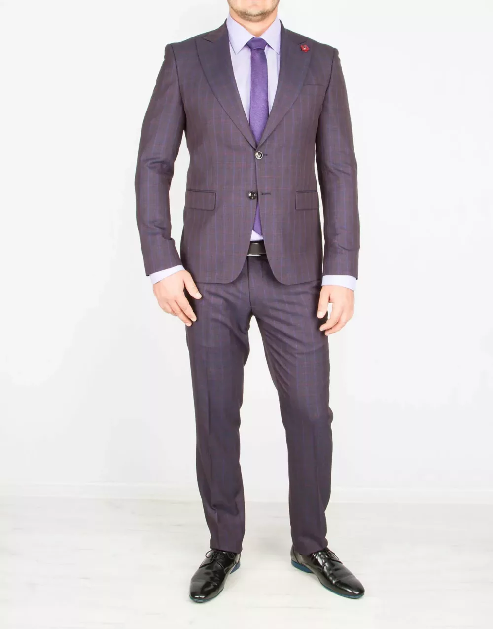 Костюм-двойка темно-бордового цвета в клетку Каталог