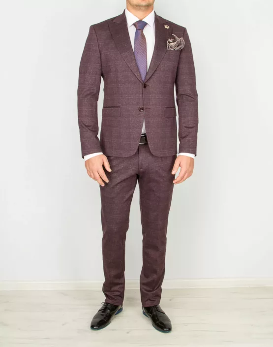 Костюм-двойка бордового цвета в серую скрытую клетку Каталог