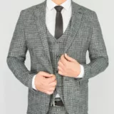 Костюм-тройка пепельно-серого цвета Каталог