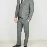 Костюм-тройка пепельно-серого цвета Каталог
