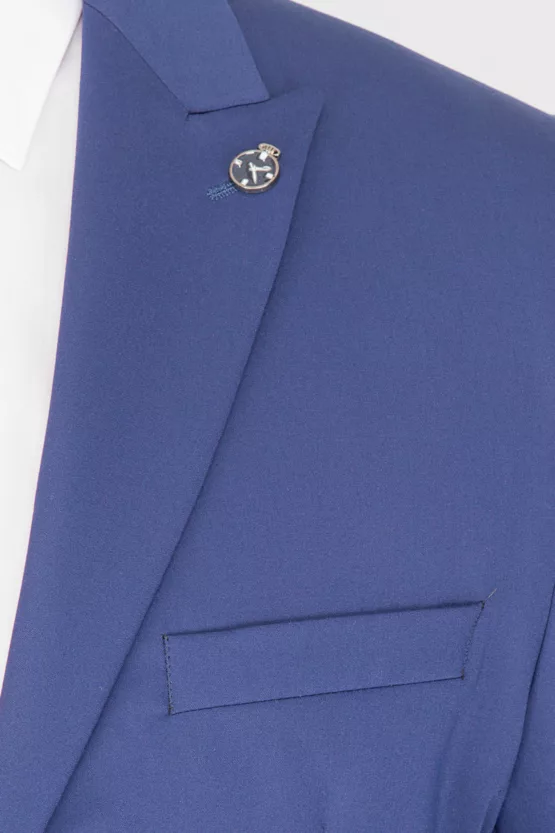 Костюм-тройка, приталенная модель синего цвета Каталог