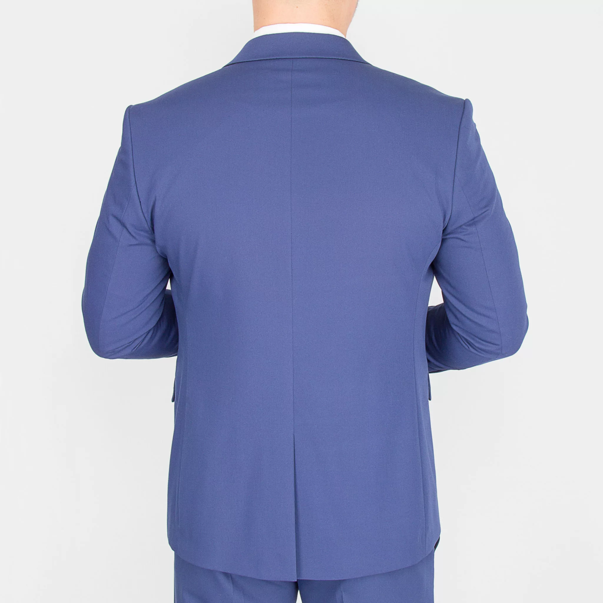 Костюм-тройка, приталенная модель синего цвета Каталог