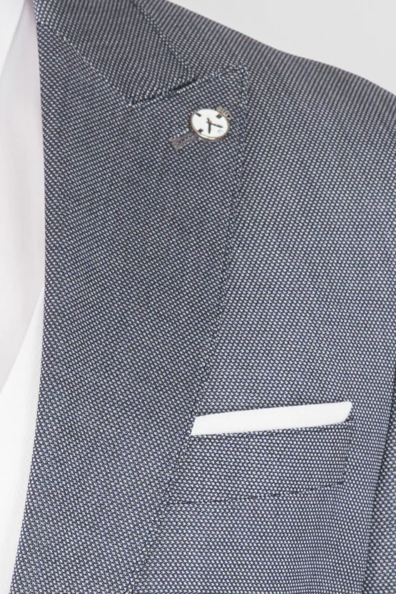 Костюм-тройка комбинированная модель Каталог