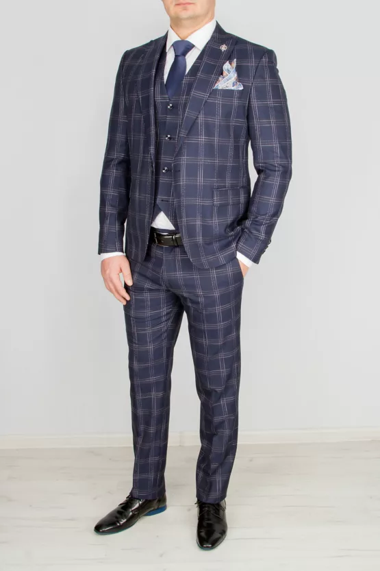 Костюм-тройка синего цвета в светлую клетку Каталог