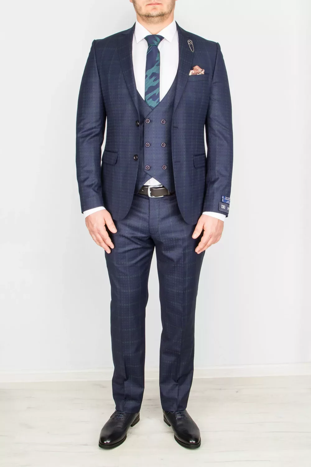 113 Костюм синего цвета в неяркую изумрудную клетку Каталог