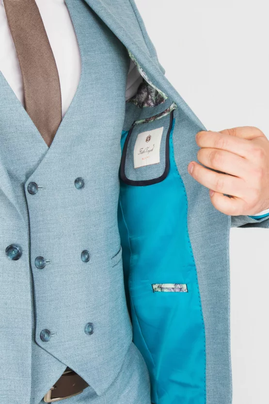 Костюм-тройка бирюзового цвета Каталог