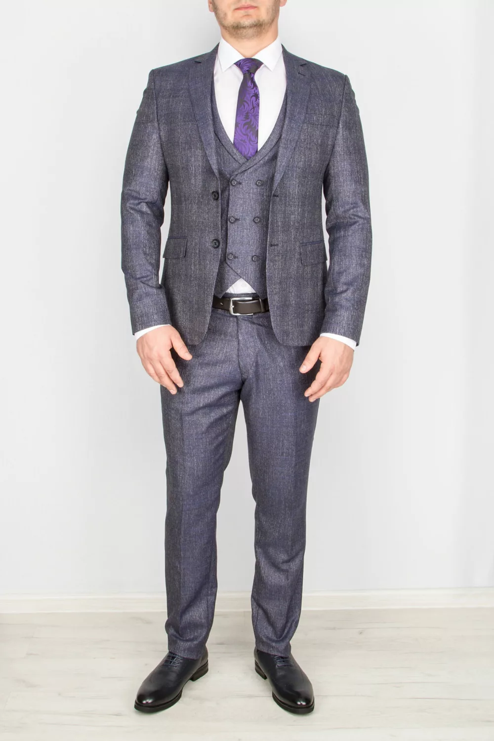 37 Серый костюм-тройка в клетку Брючные мужские костюмы