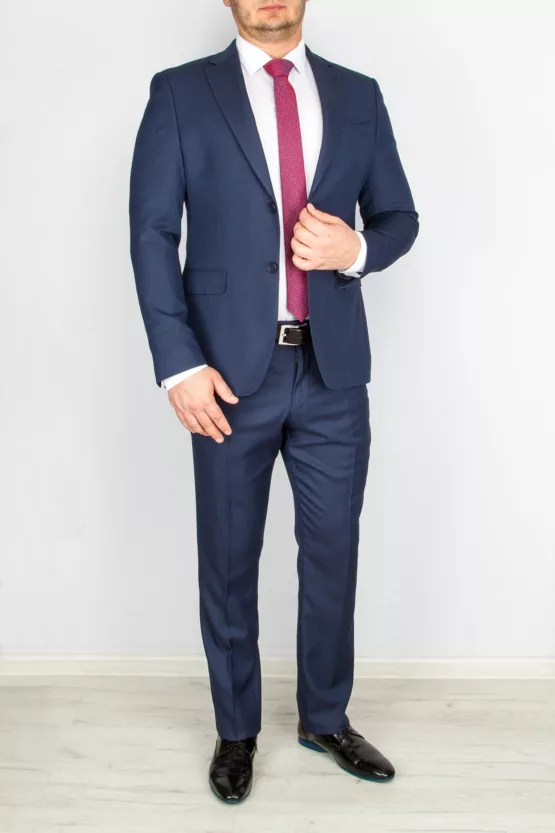 Костюм-двойка синего цвета ткань с перфорацией Брючные мужские костюмы
