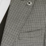 Костюм-тройка серого цвета в клетку с черным жилетом Каталог