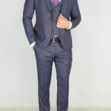 Приталенный костюм-тройка серого цвета Брючные мужские костюмы