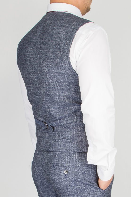 Костюм-тройка светло-серого цвета с клеточным пиджаком Костюм на свадьбу