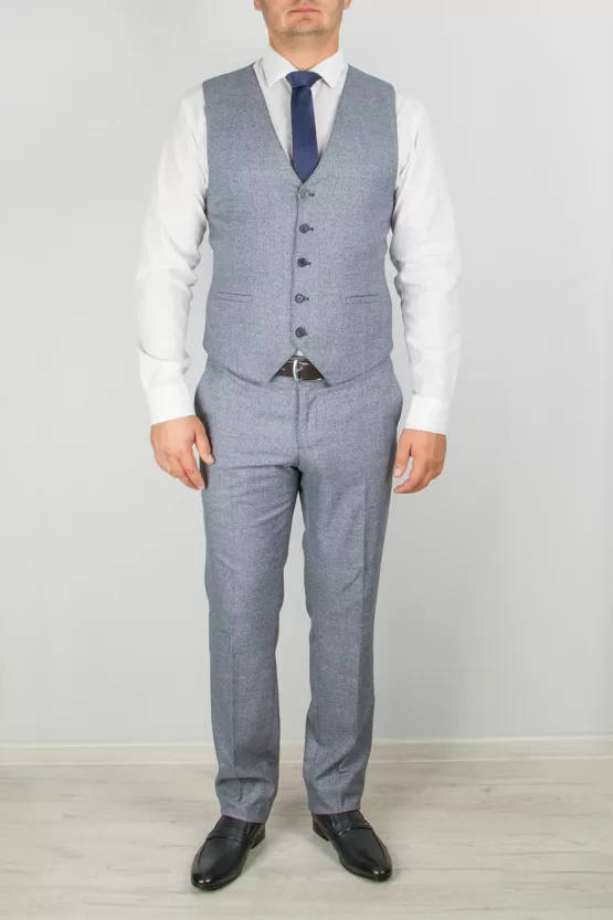 Костюм-тройка серого цвета с комбинированным клеточным пиджаком Каталог