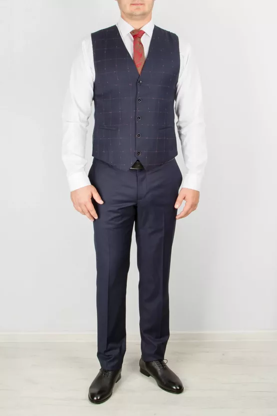 Синий костюм-тройка с клеточным пиджаком Каталог