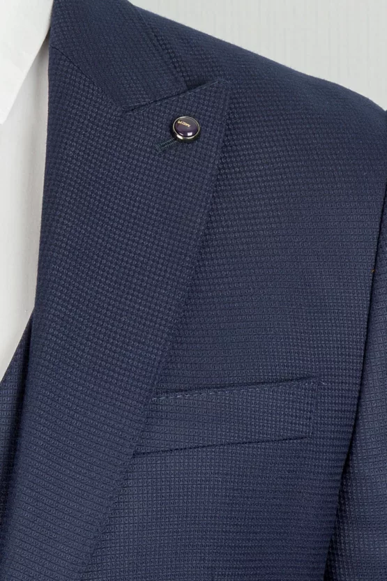 Костюм-тройка синего цвета приталенная модель Вечерние мужские костюмы