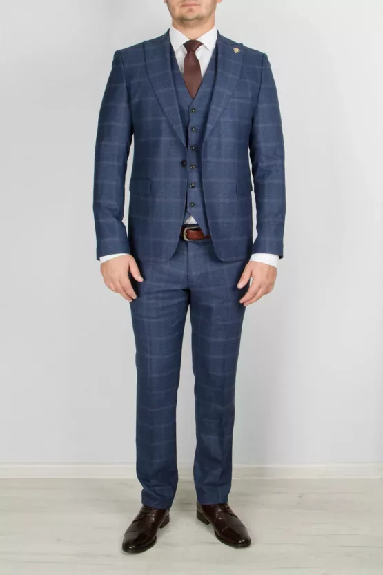 Костюм-тройка синего цвета в клетку Каталог