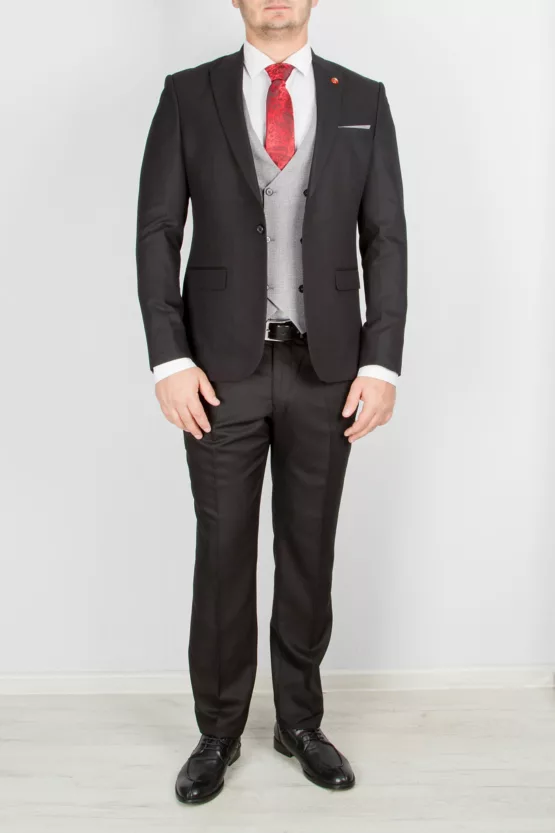 Костюм-тройка черного цвета с серым жилетом Каталог