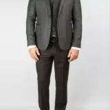 Костюм-тройка серого цвета комбинированная модель Каталог