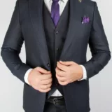 Приталенный костюм-тройка темно-синего цвета Каталог