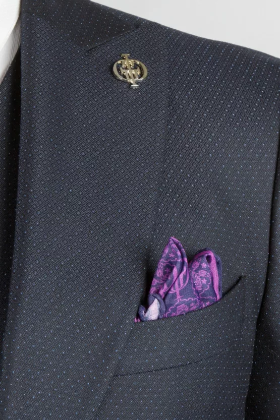 Приталенный костюм-тройка темно-синего цвета Каталог