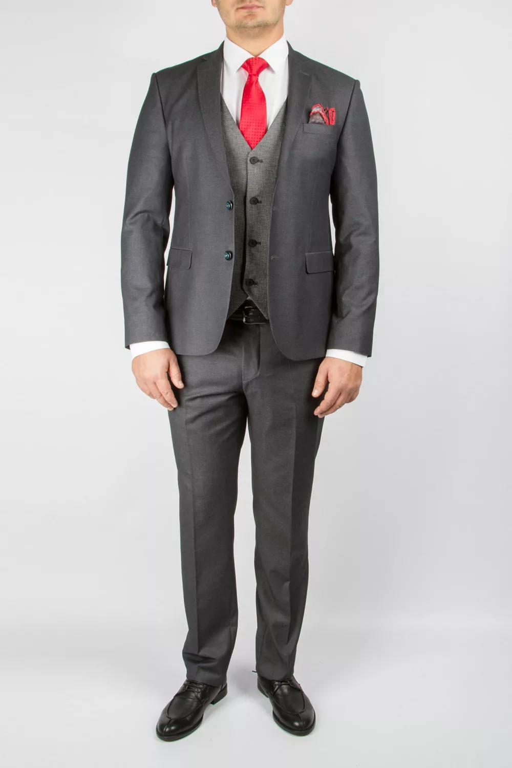 Костюм-тройка серого цвета из фактурной ткани Вечерние мужские костюмы