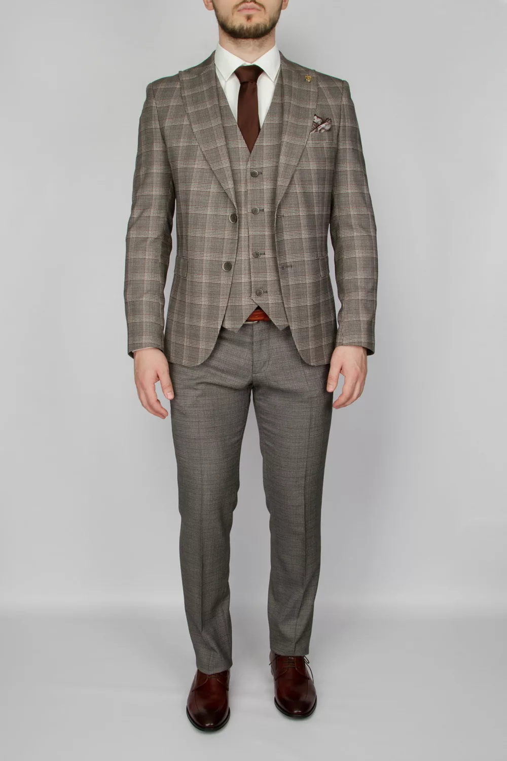 Клетчатый серый костюм-тройка Каталог