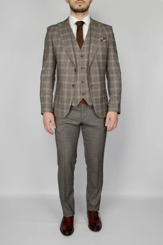 Клетчатый серый костюм-тройка Каталог