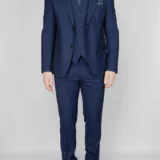 Костюм-тройка синего цвета в тонкую полосу Вечерние мужские костюмы