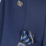 Костюм-тройка синего цвета в тонкую полосу Вечерние мужские костюмы