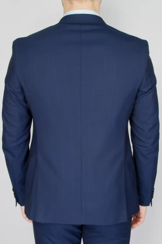 Костюм-тройка синего цвета в тонкую полосу Вечерние мужские костюмы