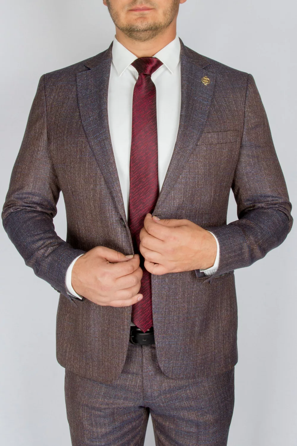 Костюм-двойка светло-коричневого оттенка Каталог