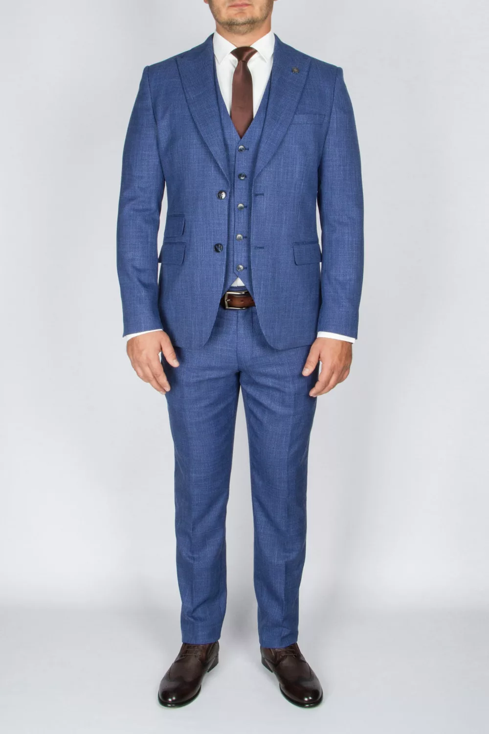 Костюм-тройка светло-синего цвета Каталог