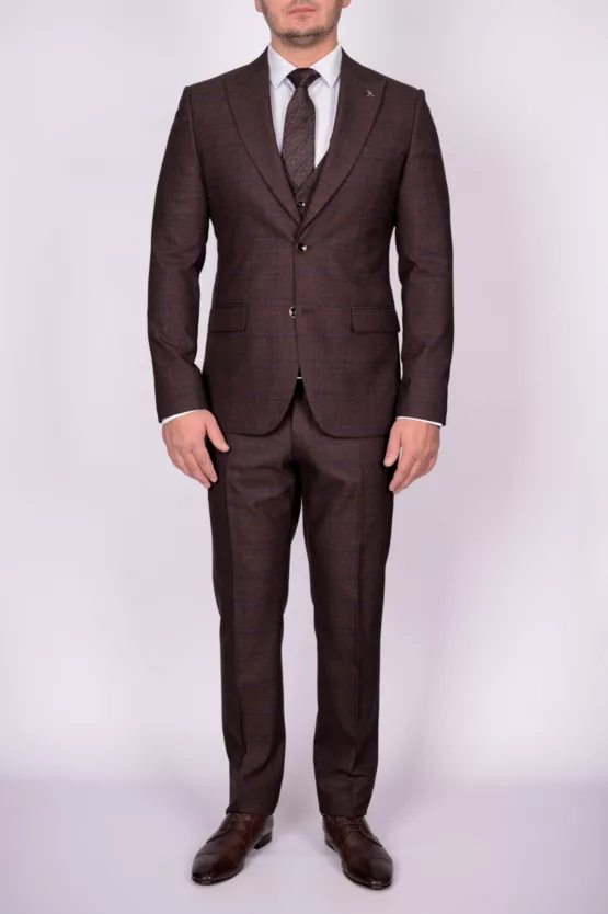 Костюм-тройка коричневого цвета в клетку Вечерние мужские костюмы