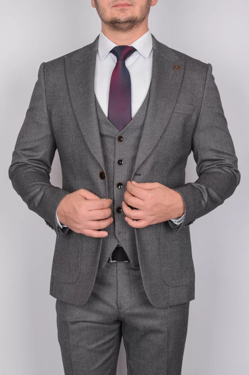 Твидовый костюм-тройка пепельно-серого цвета Каталог