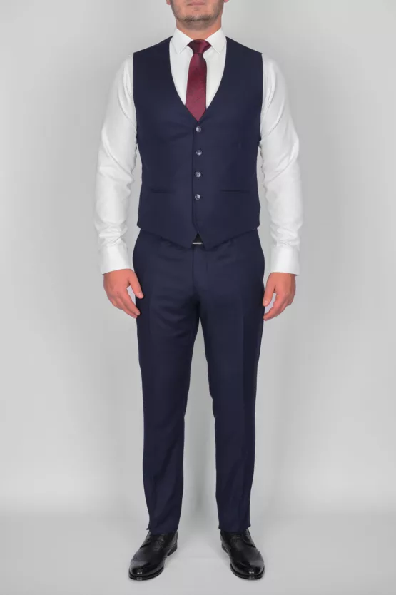 Костюм-тройка темно-синего цвета Каталог