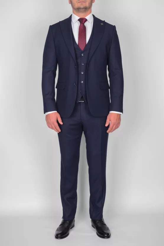 Костюм-тройка темно-синего цвета Каталог
