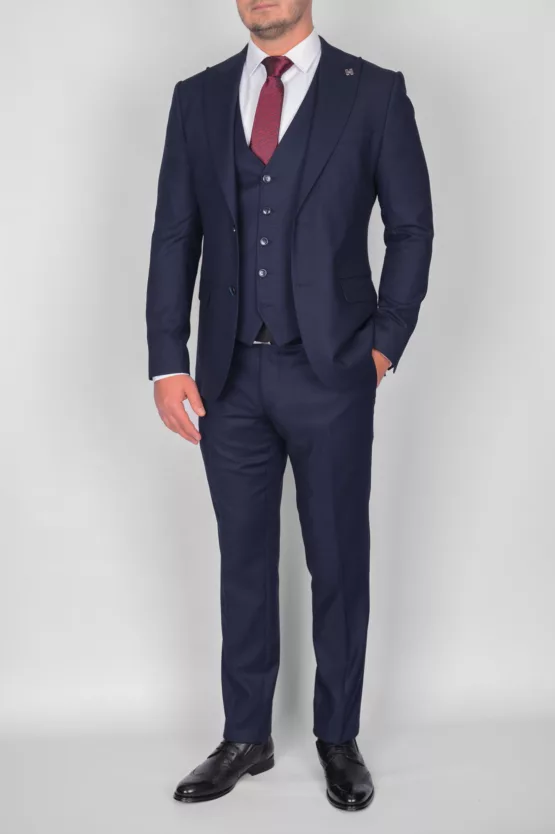 Костюм-тройка темно-синего цвета Каталог