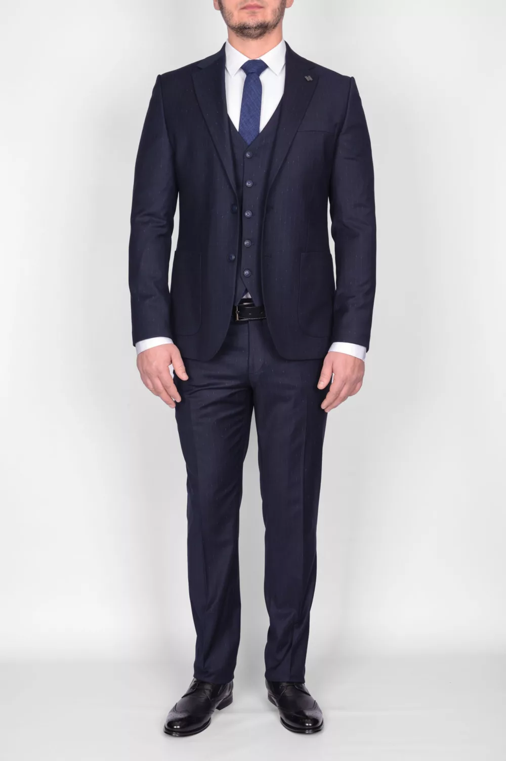 Костюм-тройка темно-синего цвета в полосу Каталог