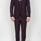 Костюм-тройка вишневого цвета с выработкой Каталог