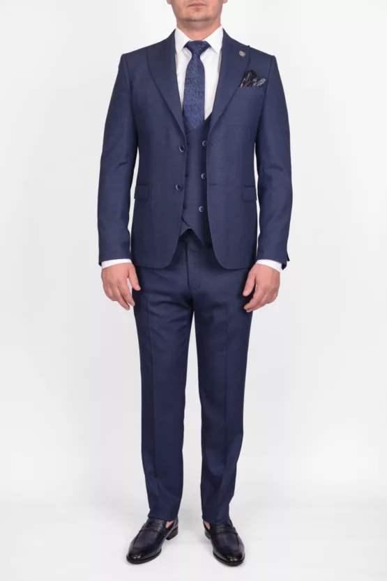 Костюм-тройка синего цвета, облегченная модель Брючные мужские костюмы