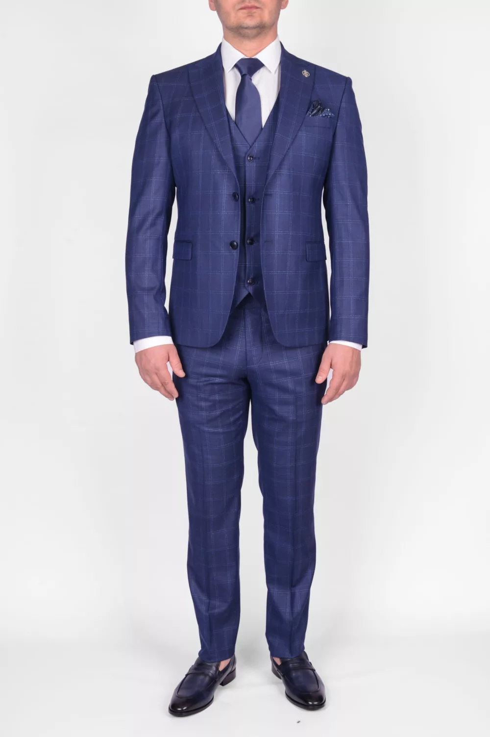 Костюм-тройка синего цвета в голубую клетку Каталог