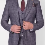 Костюм-тройка светло-серого цвета в марсаловую клетку Каталог