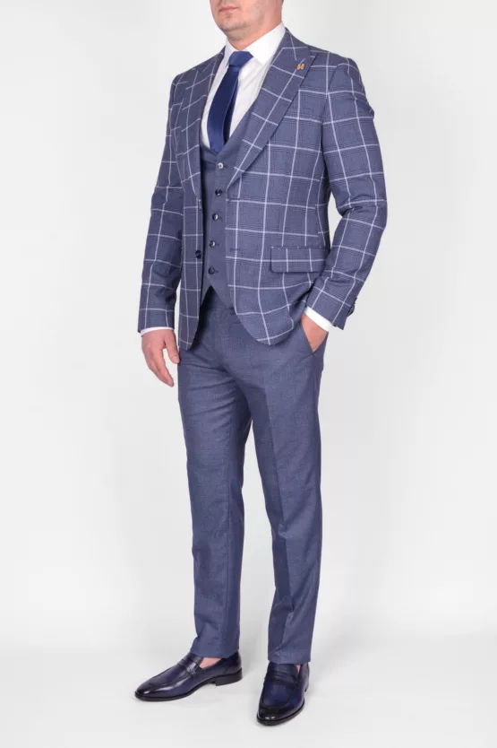 Костюм-тройка светло-серого цвета, пиджак в яркую клетку Вечерние мужские костюмы