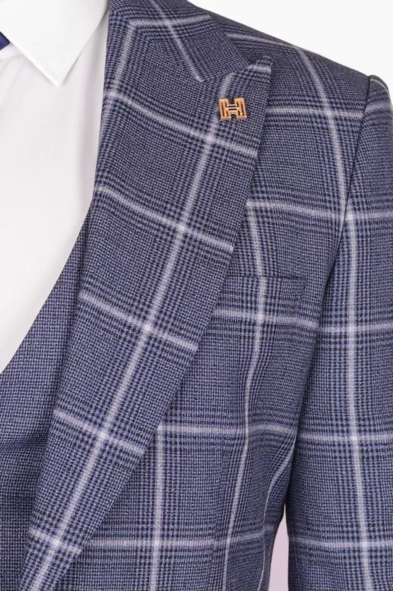 Костюм-тройка светло-серого цвета, пиджак в яркую клетку Вечерние мужские костюмы