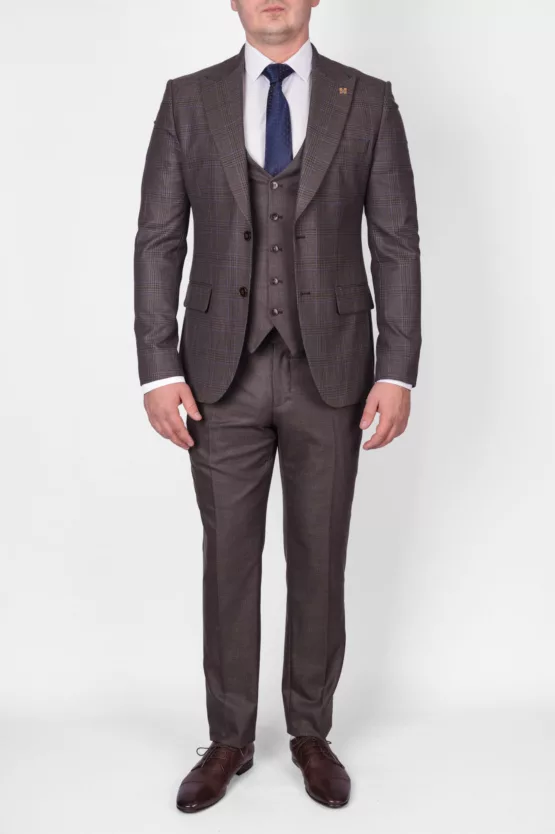 Костюм-тройка песочного цвета с клетчатым пиджаком Вечерние мужские костюмы