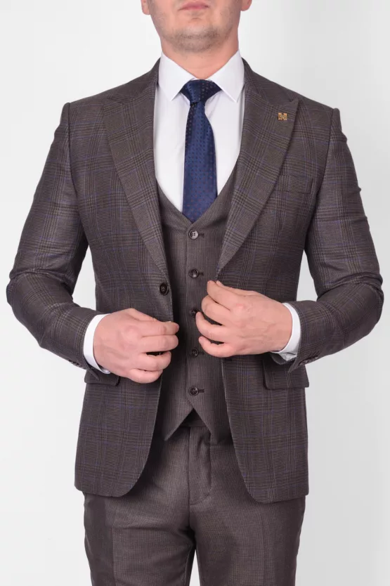 Костюм-тройка песочного цвета с клетчатым пиджаком Вечерние мужские костюмы
