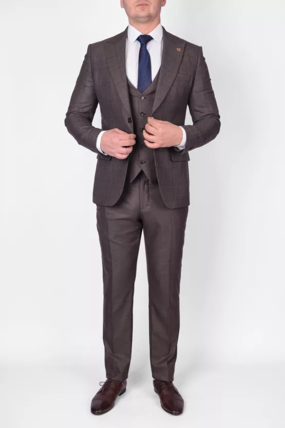 Костюм-тройка песочного цвета с клетчатым пиджаком Вечерние мужские костюмы